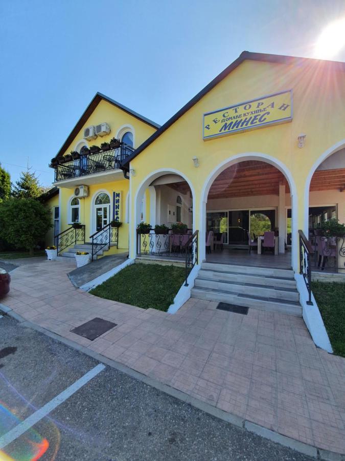 Guest House Mines Vrdnik Bagian luar foto
